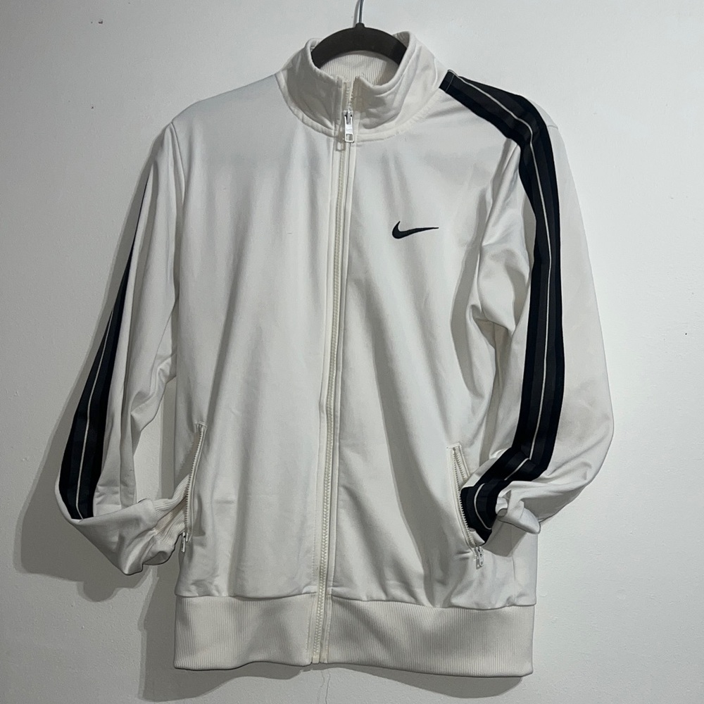 Nike Women’s White Jacket with Black Accents